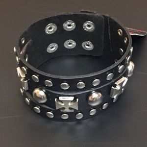 Urban Men's Stud Bracelet